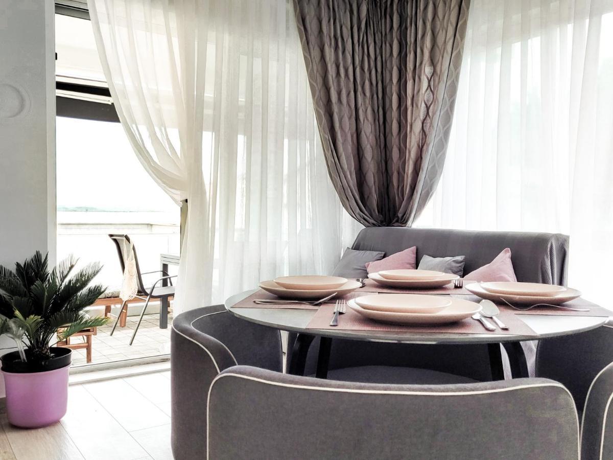 Rosemarie Beach Suites Задар Екстериор снимка