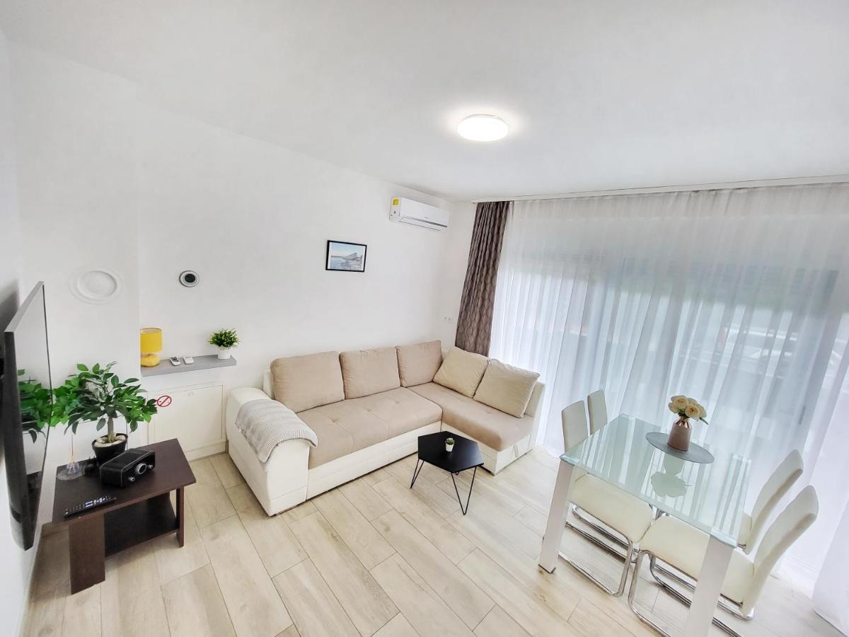 Rosemarie Beach Suites Задар Екстериор снимка